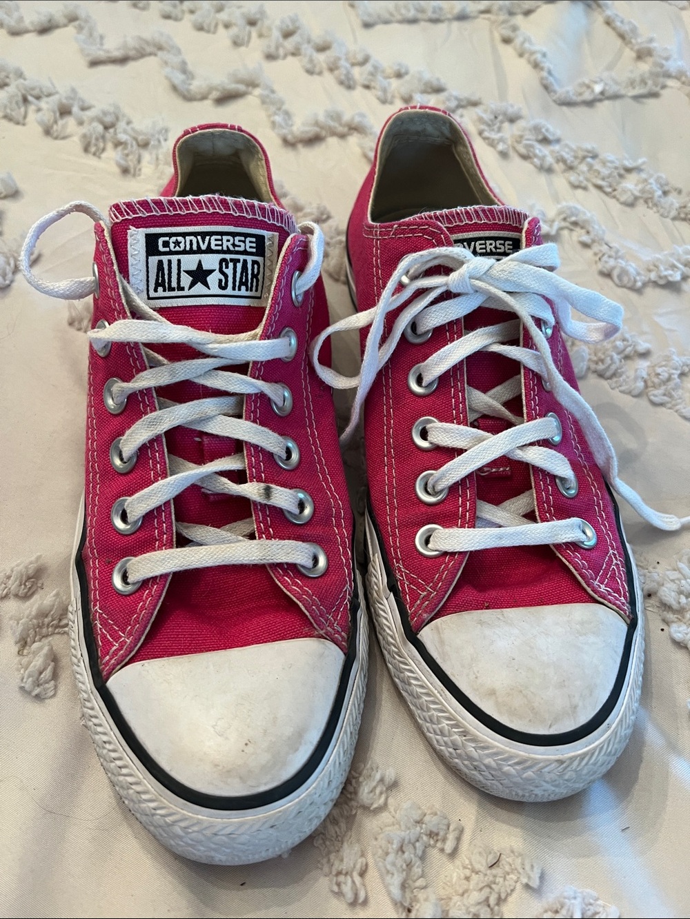 Converse Low Top Sneakers in Hot Pink and White